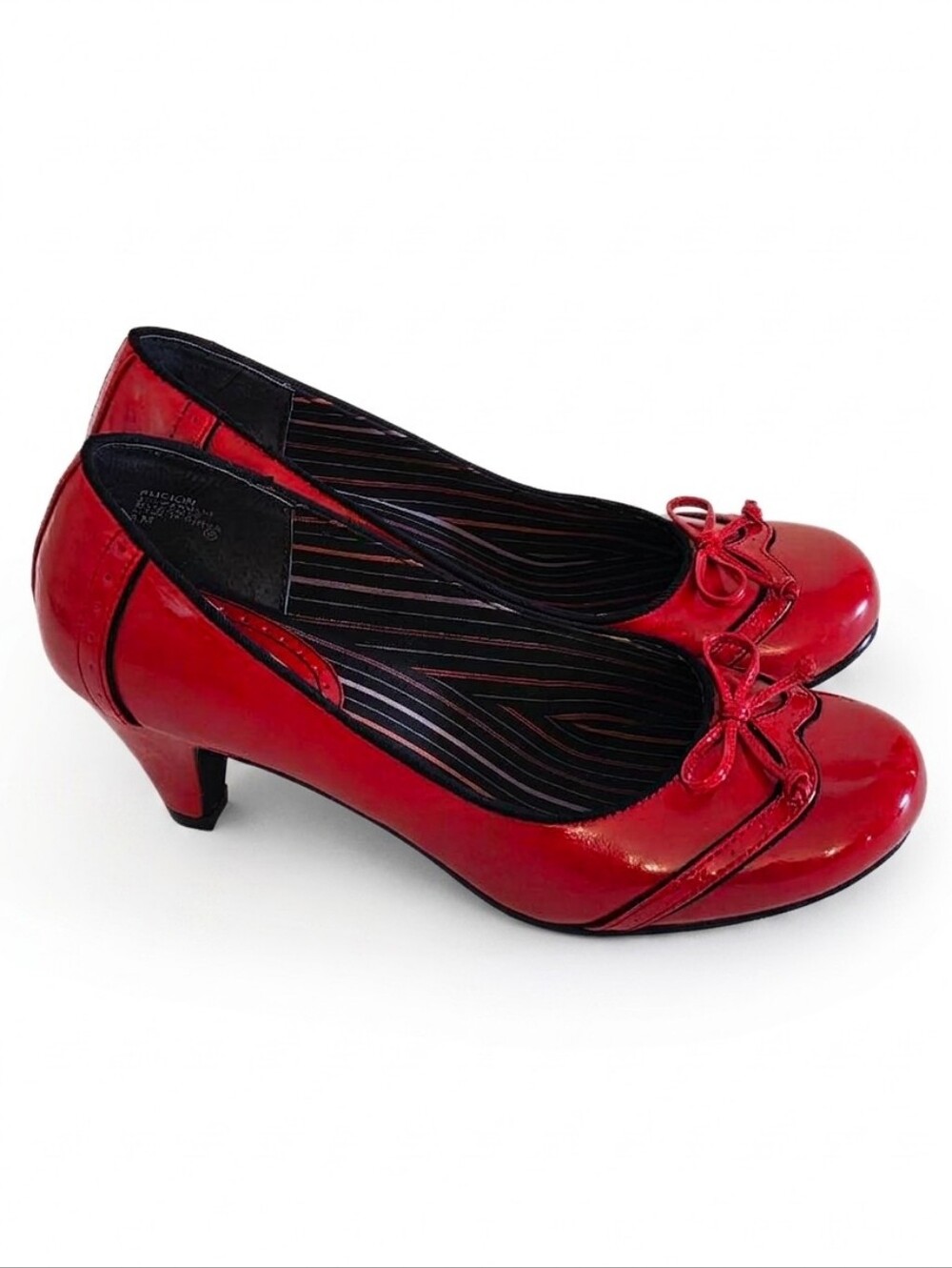 VINTAGE Y2K Mudd Red Patent Leather Wedge Pumps Bow Round Toe Deadstock Size 9
